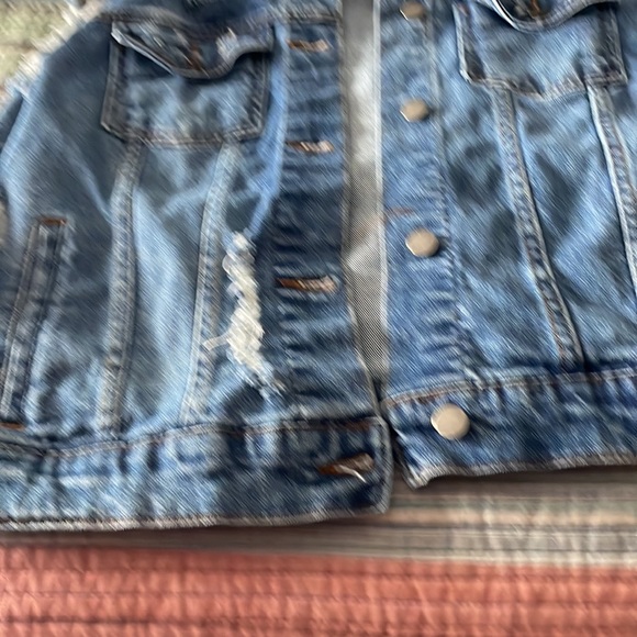 Wild fable distressed denim vest xl - Picture 5 of 6